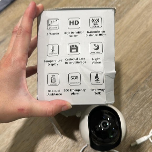 Elderly Monitor with 5-Inch Display - Picture 2 of 3